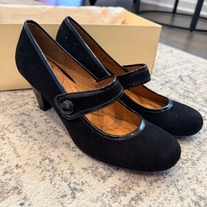 NIB SOFFT Womens Black Suede Patent Leather Mary Jane Pumps Size 9M
